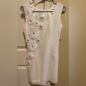 Esley White Sleeveless Dress Flower Detail Sz Small